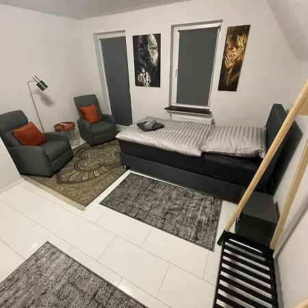 Holiday home Komfortable Gepflegte Einfamilienhaus-max 8 Pers *